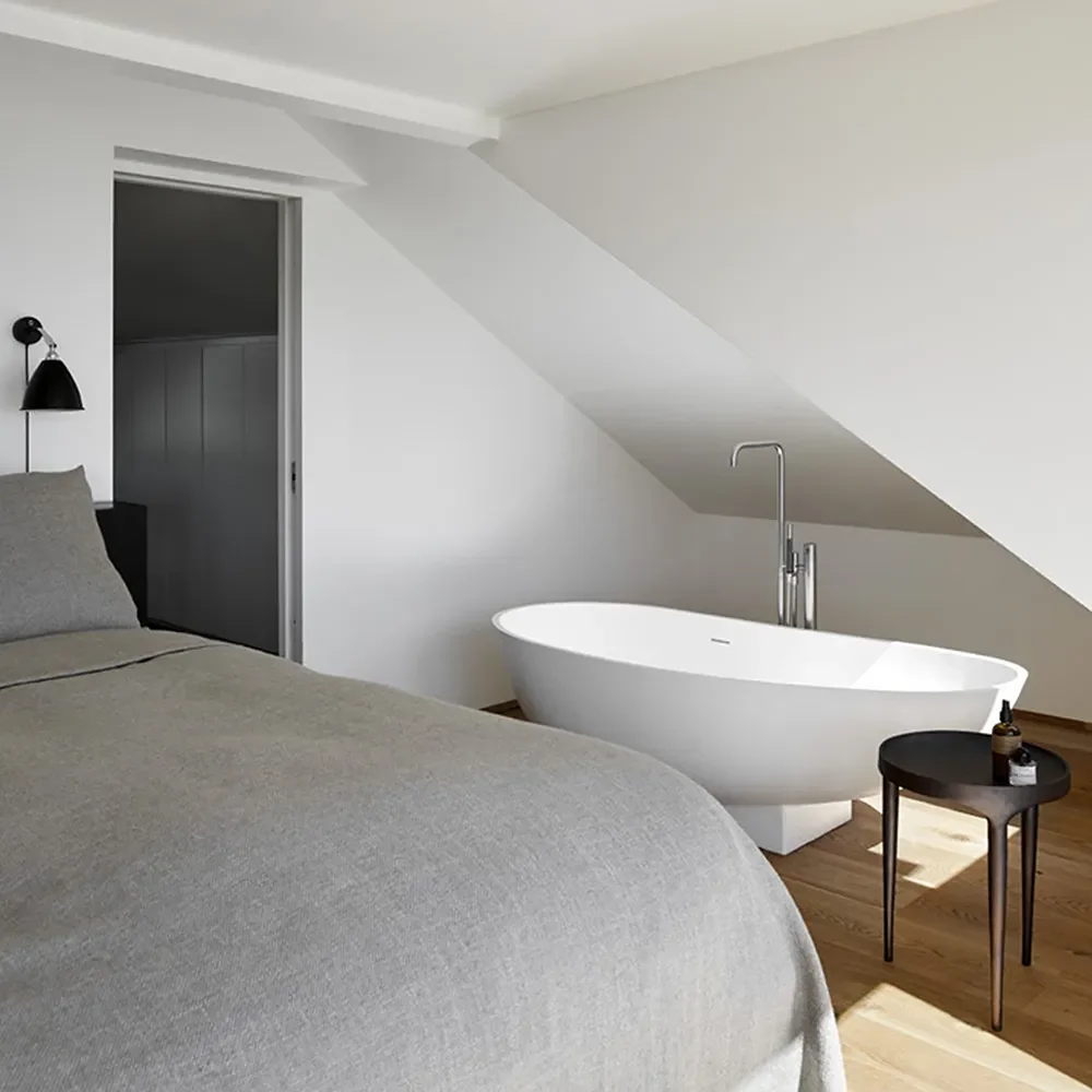 Phantom-Tisch, hoch - Burn Antique