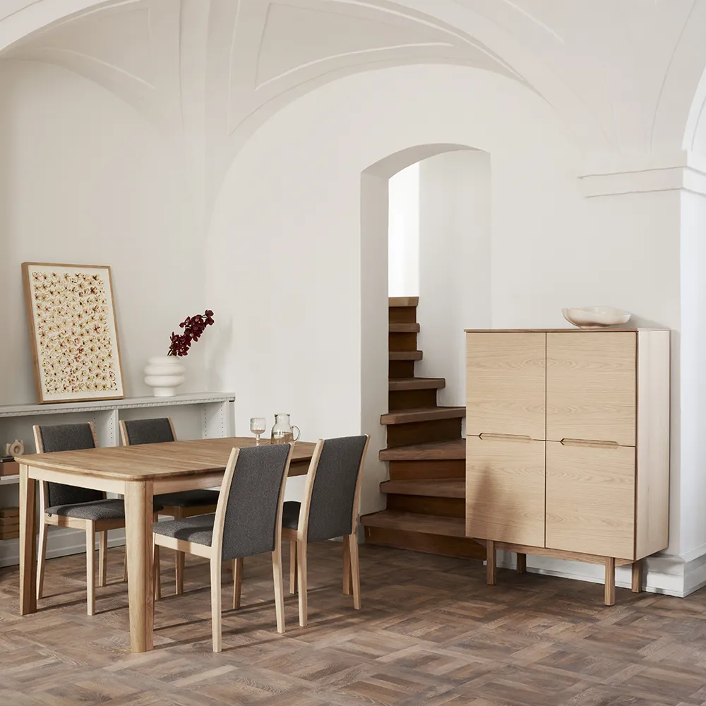 SM107 Esstisch 101x160-316-368 cm lackierte Eiche