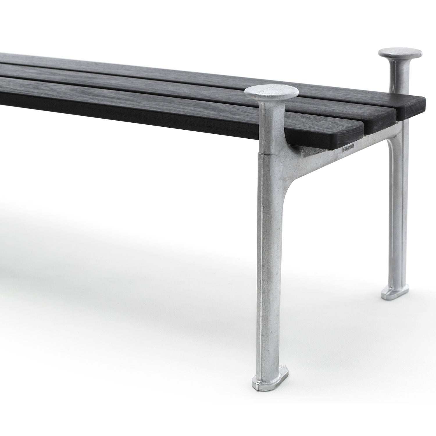 Vilamoura Sofa / g:natur / h:schwarz las. mah. Byarum