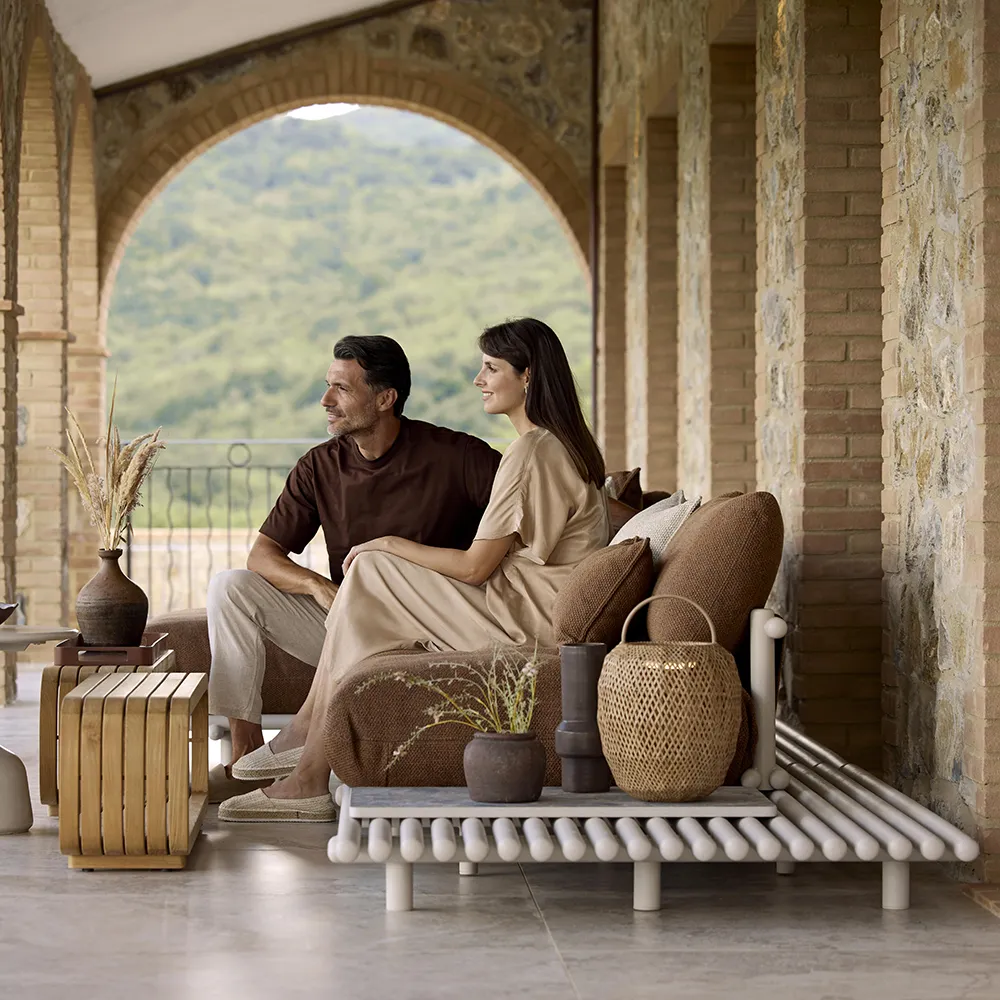 Sticks Sofa mit Chaiselongue Alu/umber brown