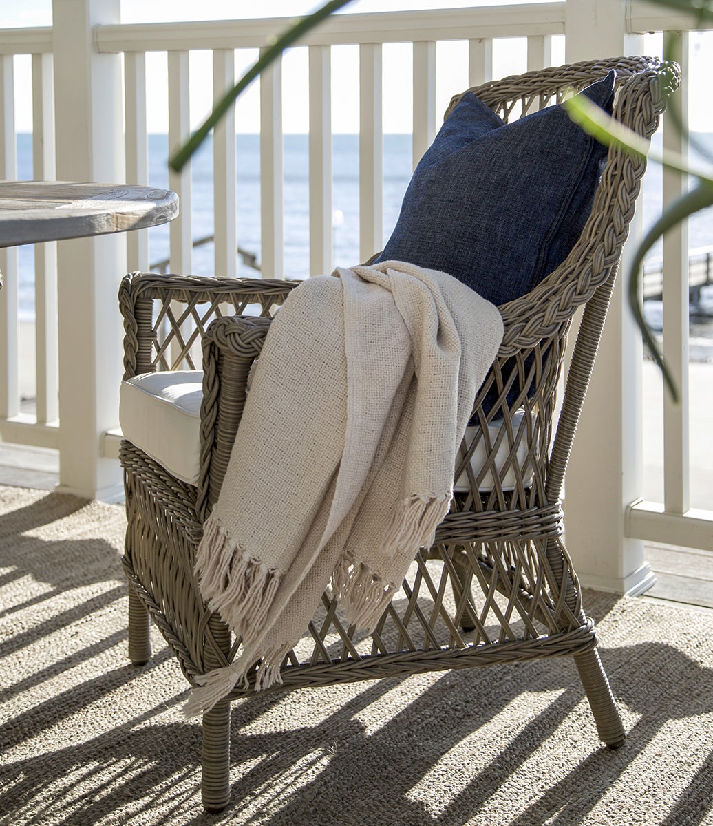 Estelle Rattan-Sessel