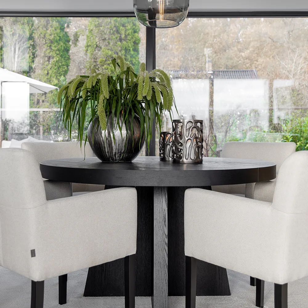 Trent Ausziehbarer Esstisch 130-250X130 cm Schwarz