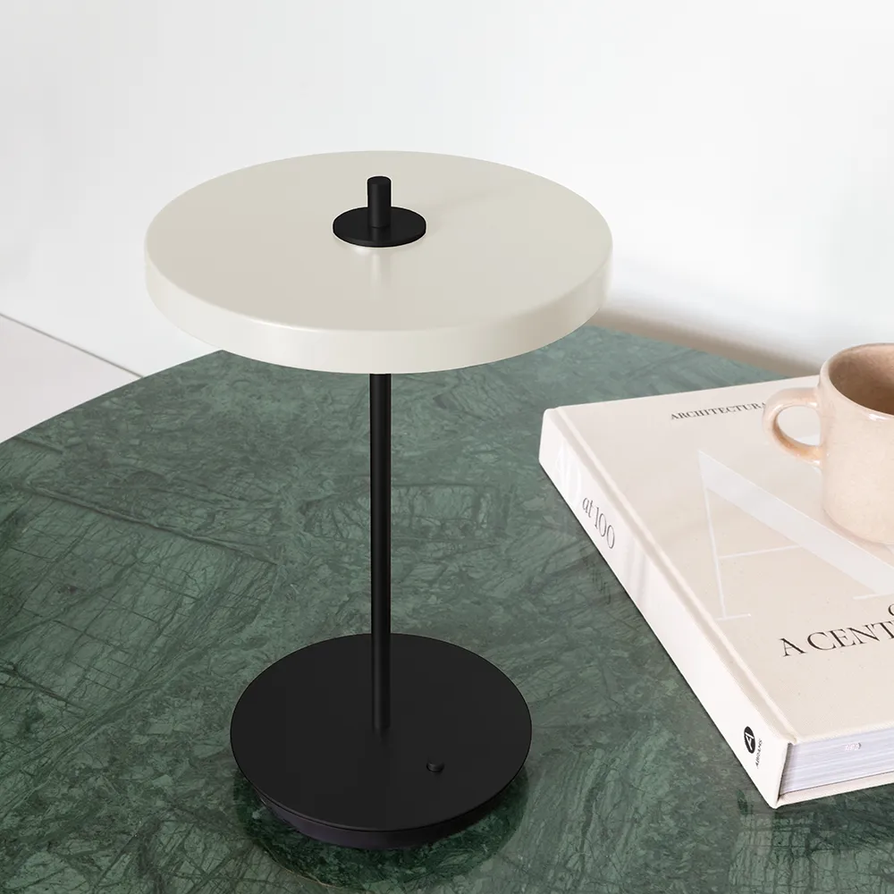 Asteria Move Tragbare Lampe Pearl White/Black Stem