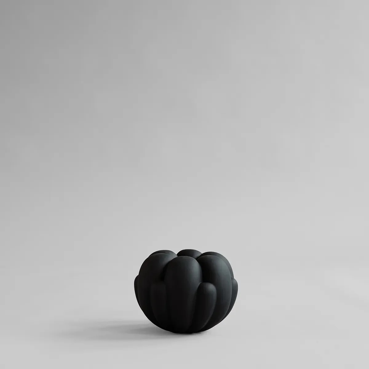 Handgefertigte Vase Bloom Petit Black H18 cm