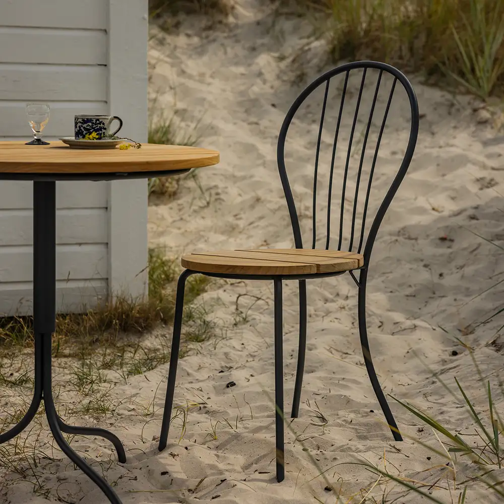 Akleja Stuhl teak/grau Grythyttan