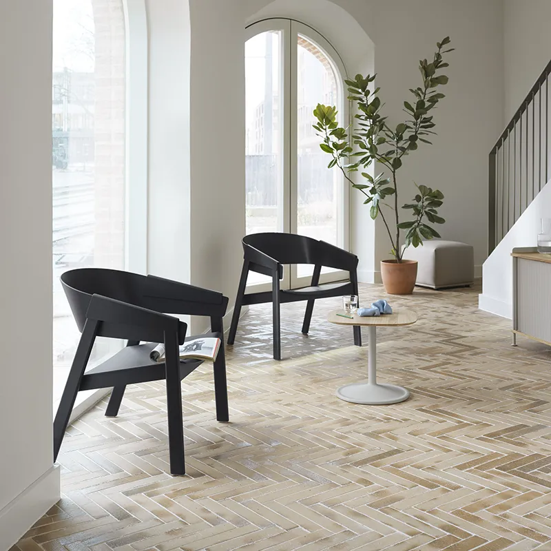 Cover Lounge Chair - Black