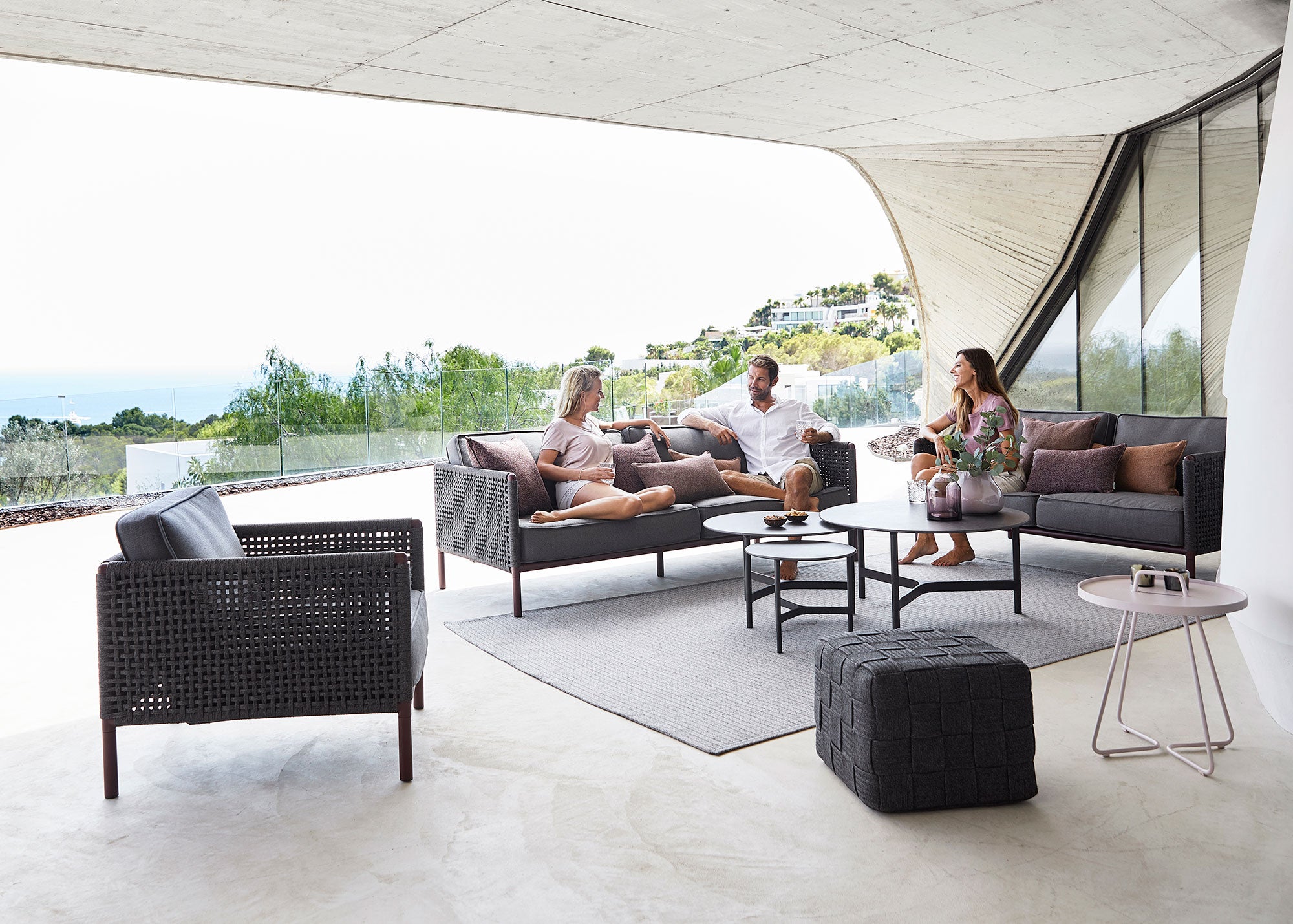 Encore Lounge Chair Dunkelgrau/Lavagrau