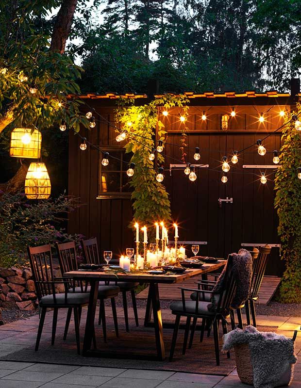 Laurion Couchtisch 67x130 cm teak/schwarz