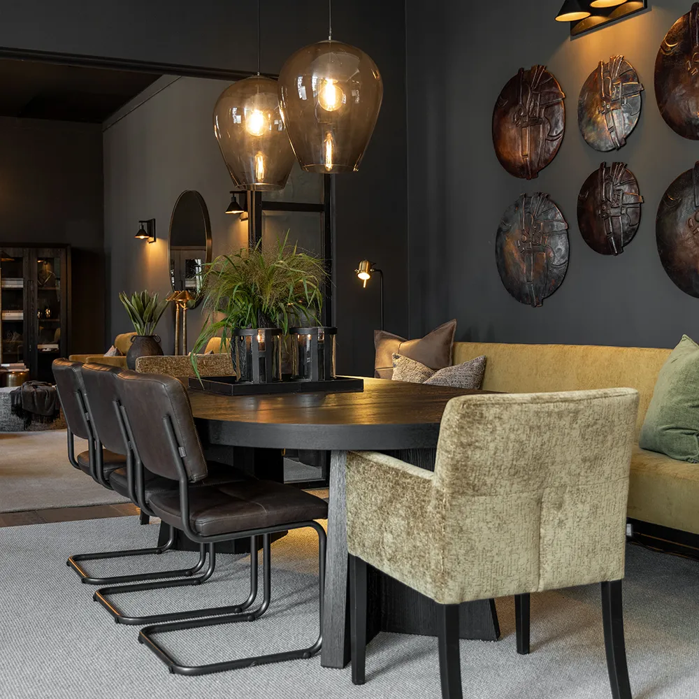 Trent Ausziehbarer Esstisch 130-250X130 cm Schwarz