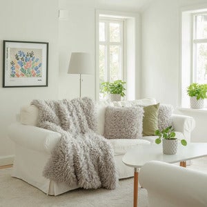 Wooly Decke Silver