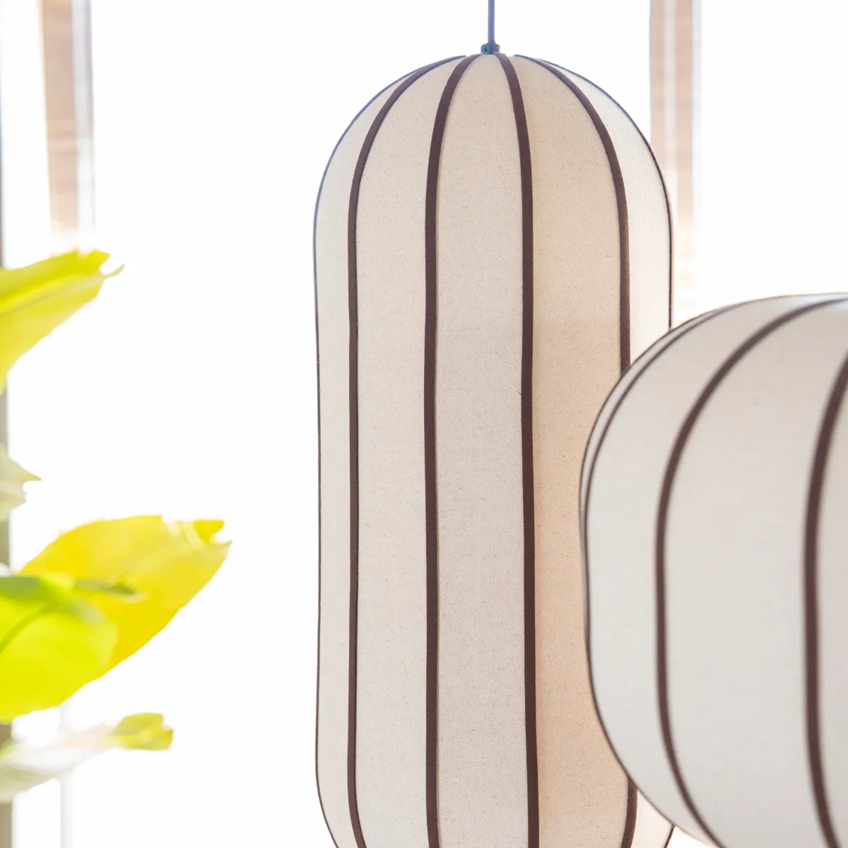 lamp Cocoon 1 Pendelleuchte 27,5x27,5x66 cm natur