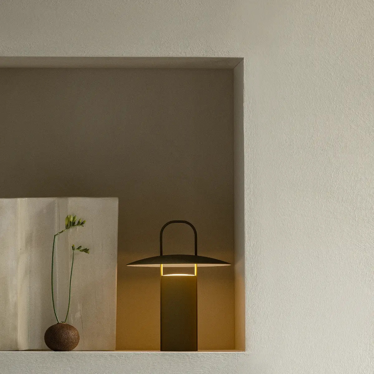 Ray Tragbare Lampe Aluminium Dusty Green