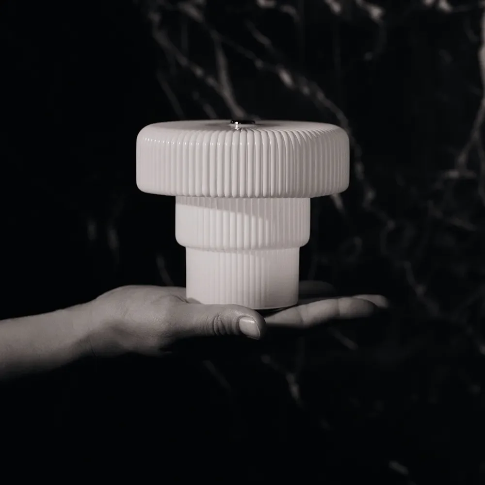 Mundgeblasene Tragbare Dimmbare LED-Tischlampe Ripple