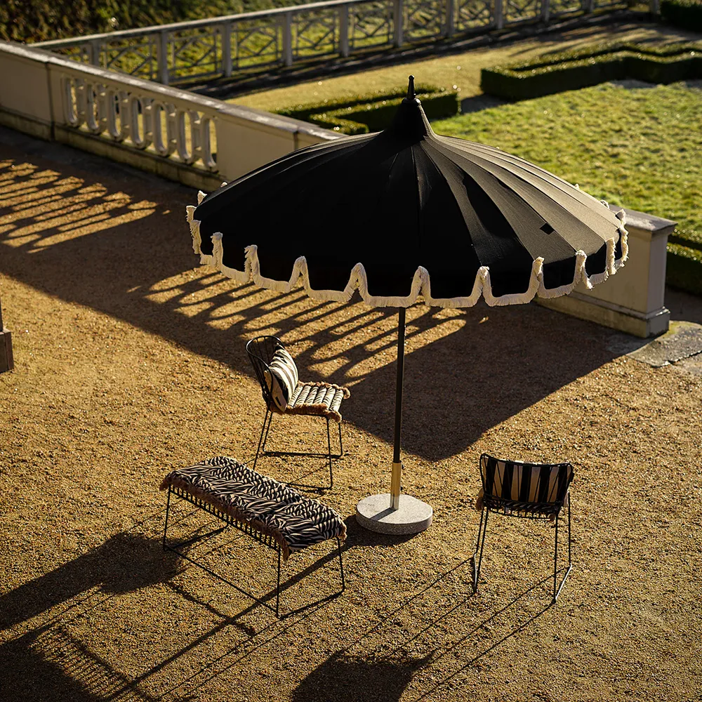 Sonnenschirm mit Fransen Ø240 cm Schwarz