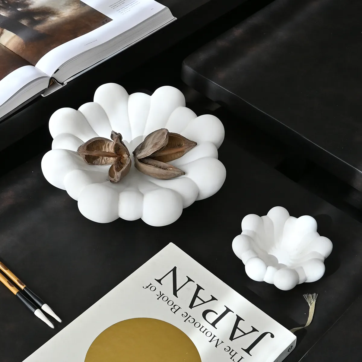 Handgefertigte Dekoschale Bloom Bone White Ø 15,5 cm