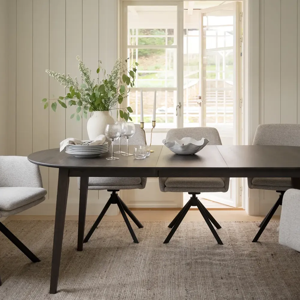 Filippa Esstisch oval 170-210x105 cm Eiche dunkelbraun