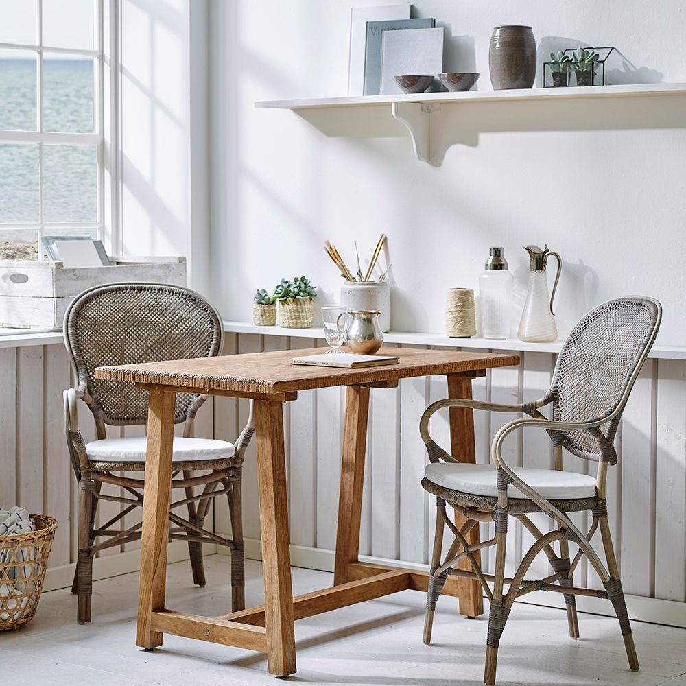 Rossini Rattanstuhl antik