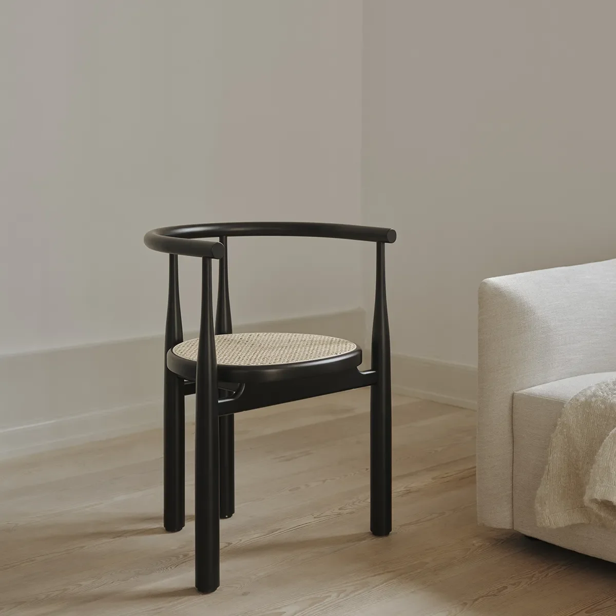 Armlehnstuhl Bukowski Rattan Black