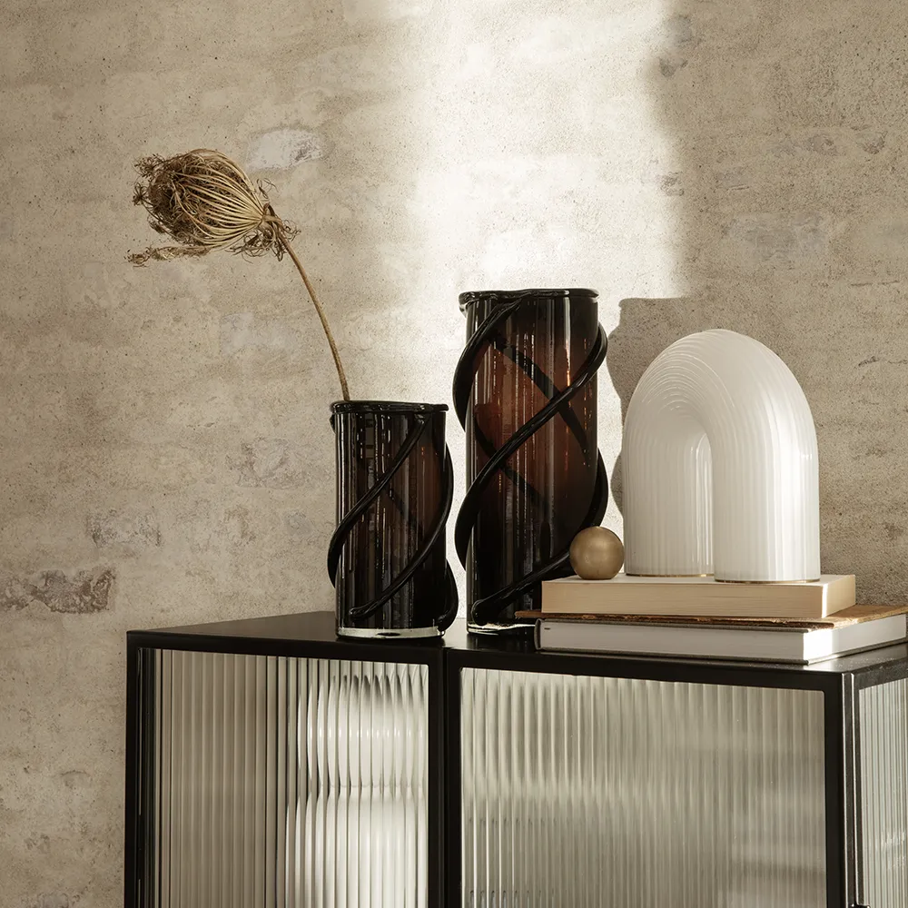 Vuelta Tischlampe White