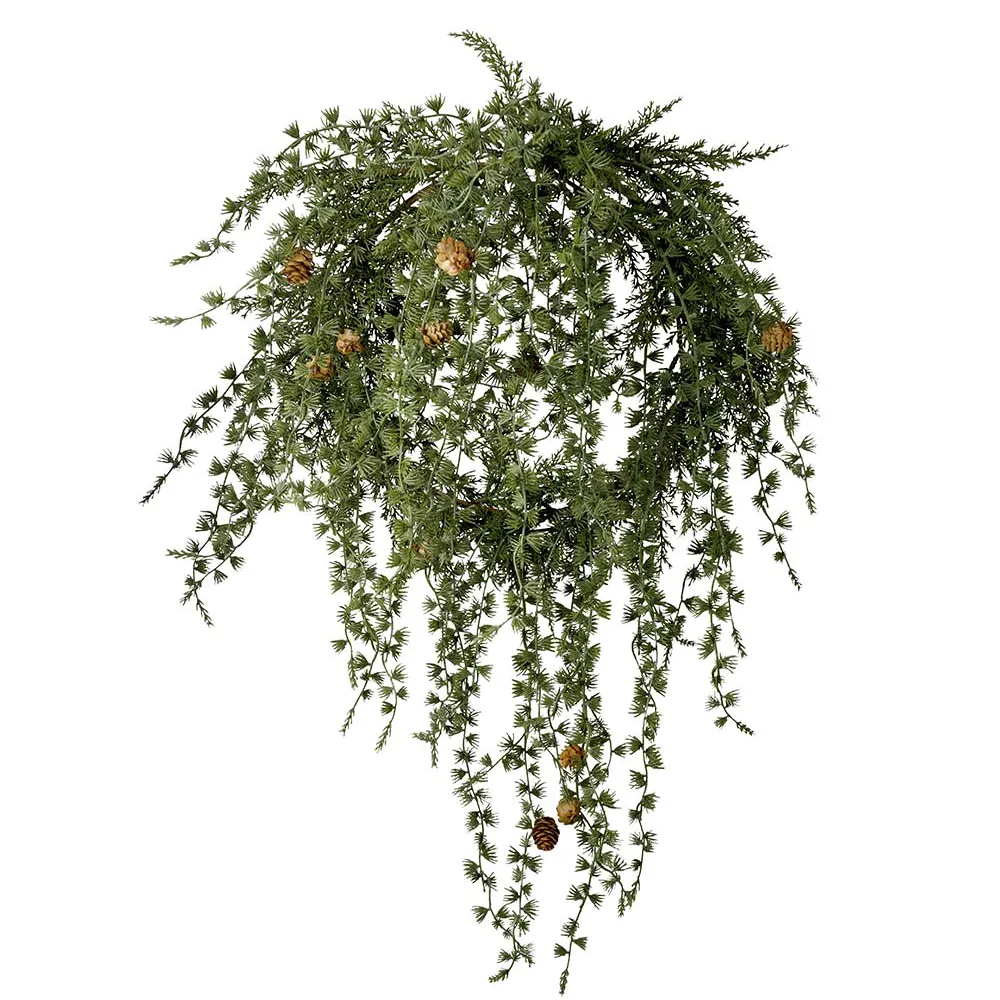 Weihnachtskranz mit Tannenzapfen 