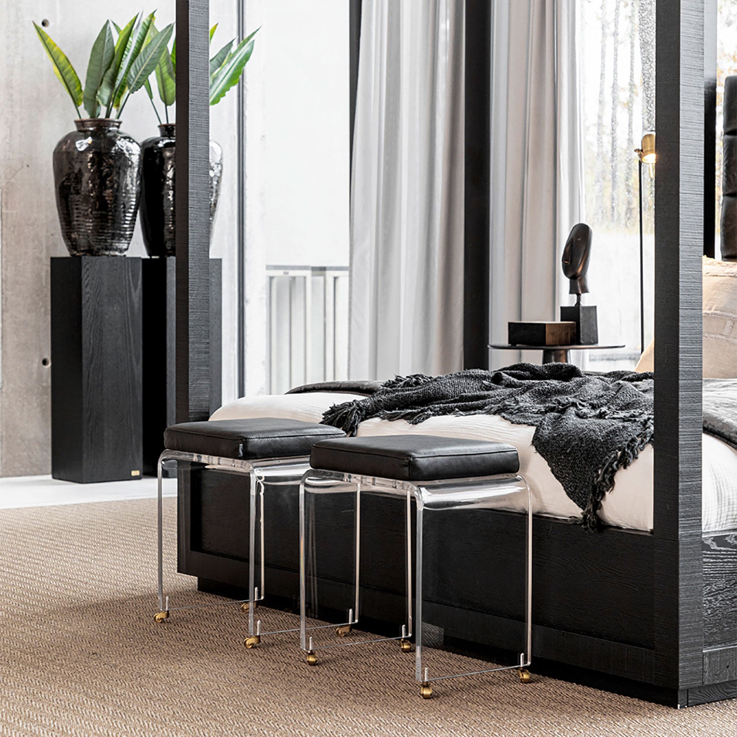 Robby Fußhocker Plexiglas/Berg schwarz