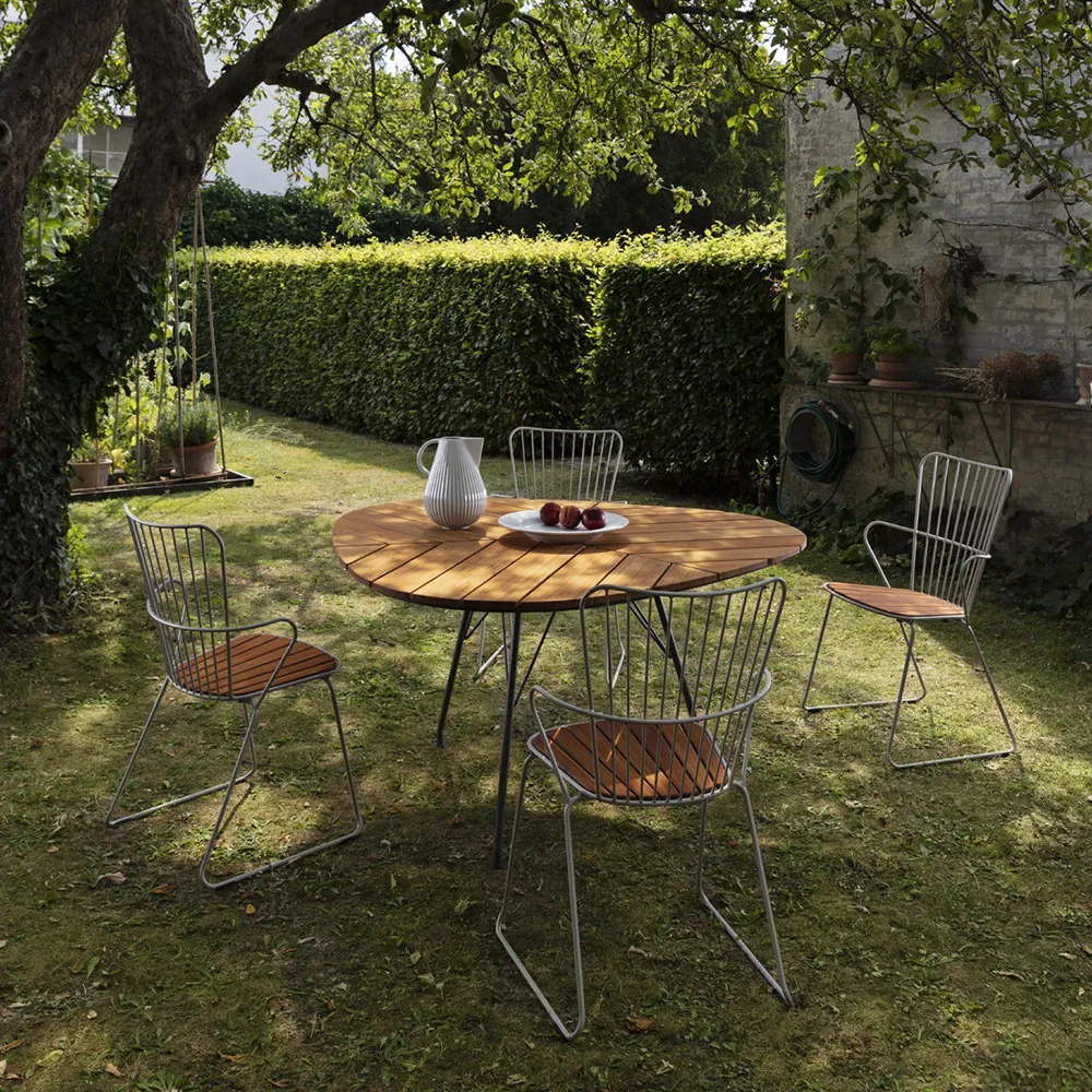 Leaf Esstisch 146x146 cm Aluminium/Bambus