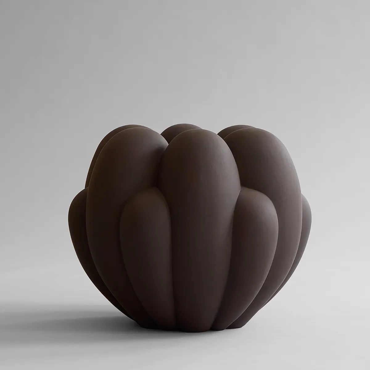 Handgefertigte Vase Bloom Big Chocolate Brown H44 cm
