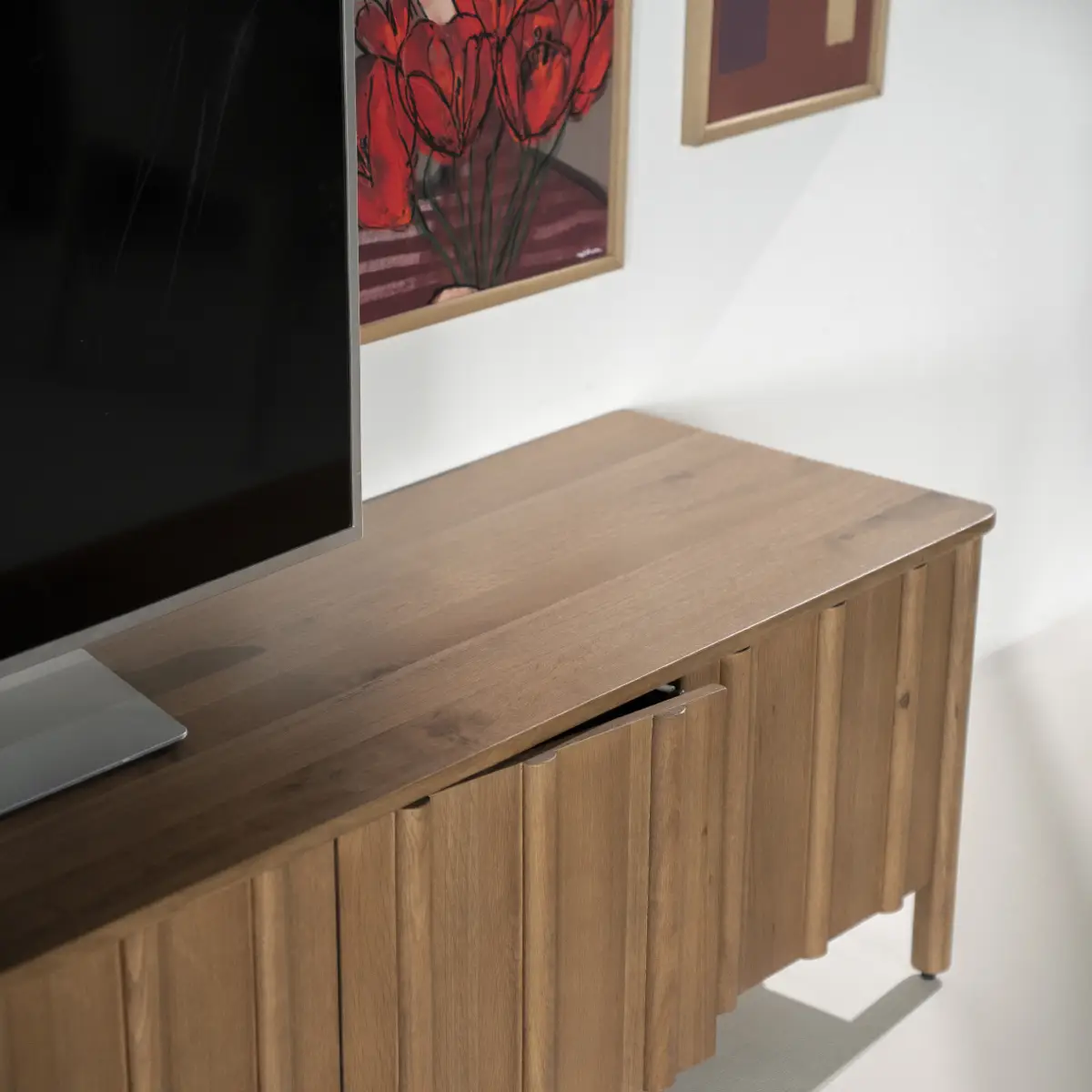 Jake 4 drs. TV-Schrank - braun