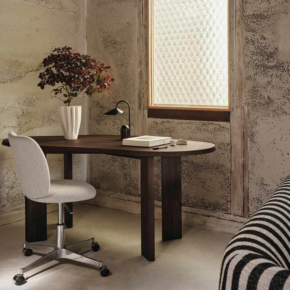 Tarn Schreibtisch - Dark Stained Beech