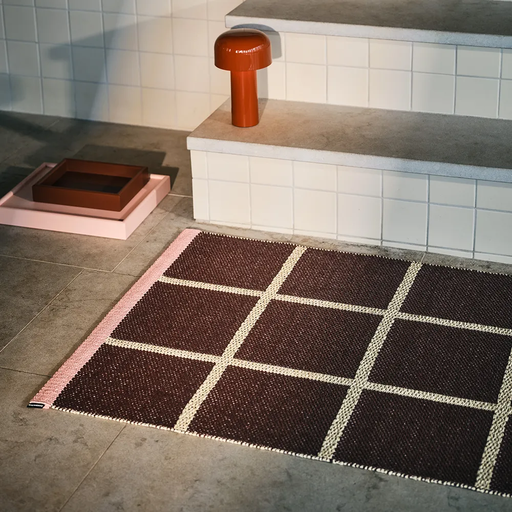 Gewebter Teppich Criss Pop Burgundy