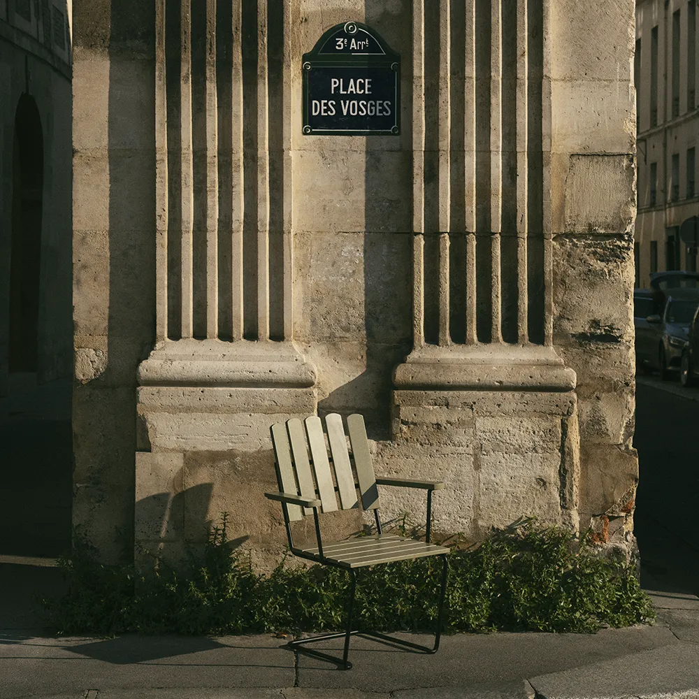 A2 Sessel Grün lackierte Eiche / Schwarzes Gestell