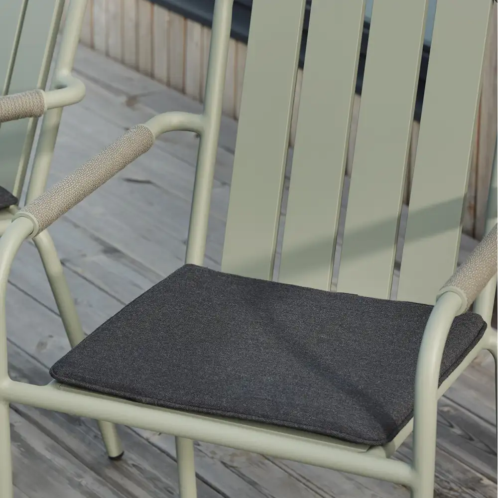 Frisches Sitzkissen 43x41 Raven 