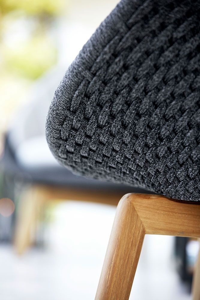 Peacock Sessel Dunkelgrau