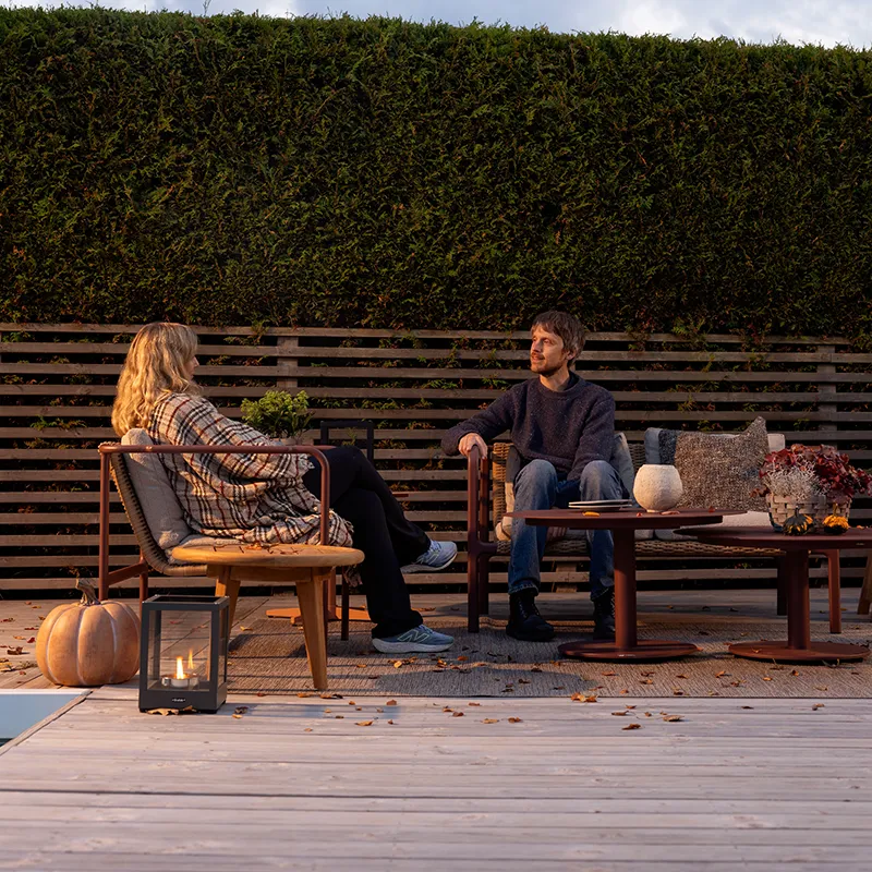 Motty 2-Sitzer-sofa     Zin Red / Teddy Beige