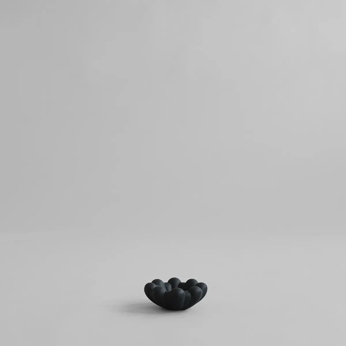 Handgefertigte Dekoschale Bloom Black Ø 15,5 cm