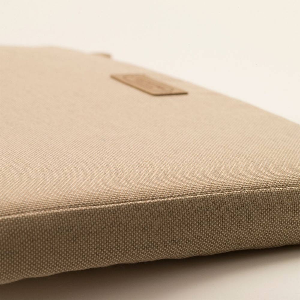 Kissen Chair 1, High Tech, Brauereistuhl Beige