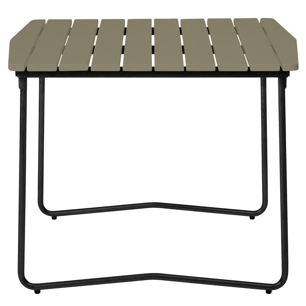 Tisch B31 84 Eiche grün lackiert / Gestell schwarz