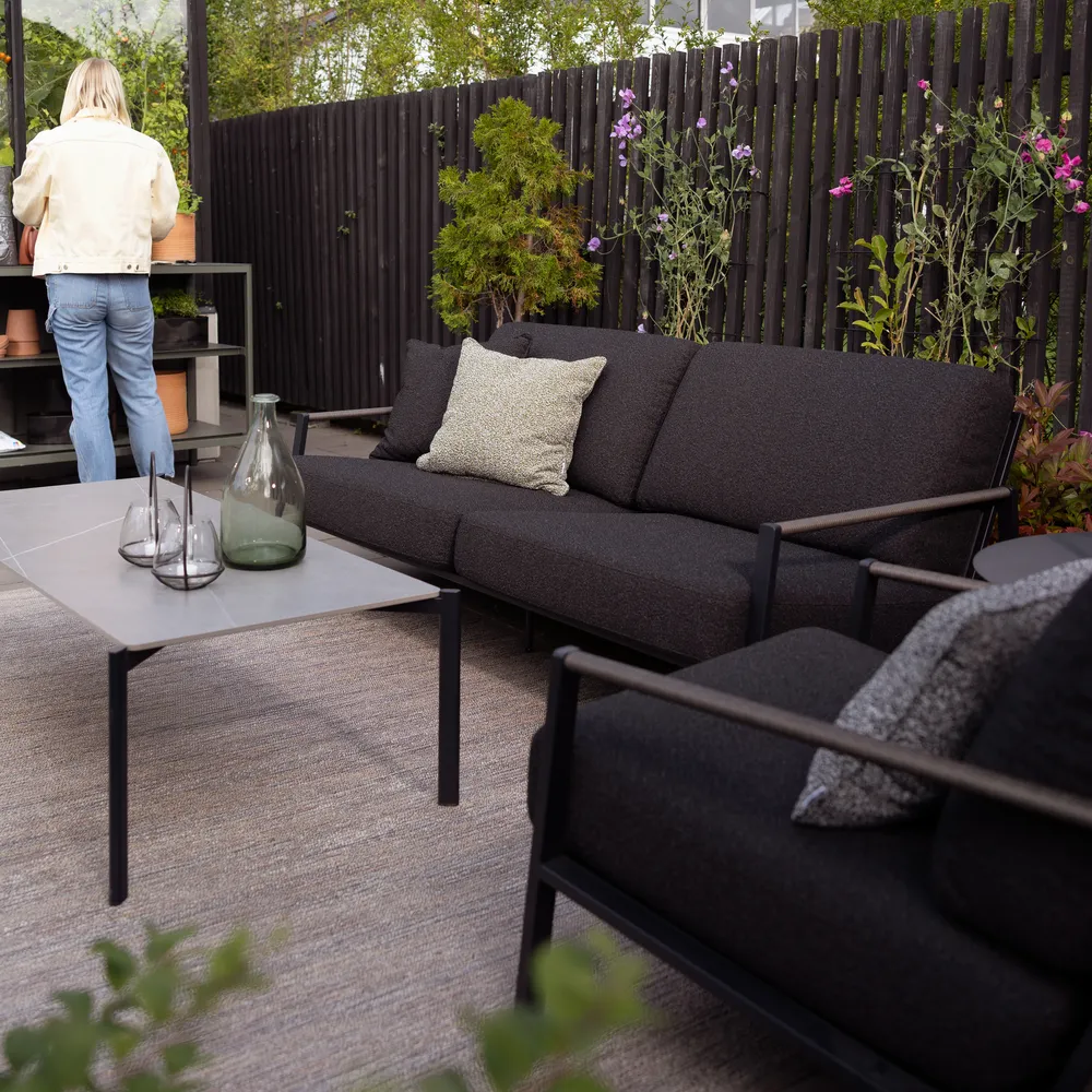 Lyra & Hallavara Sofa-Set