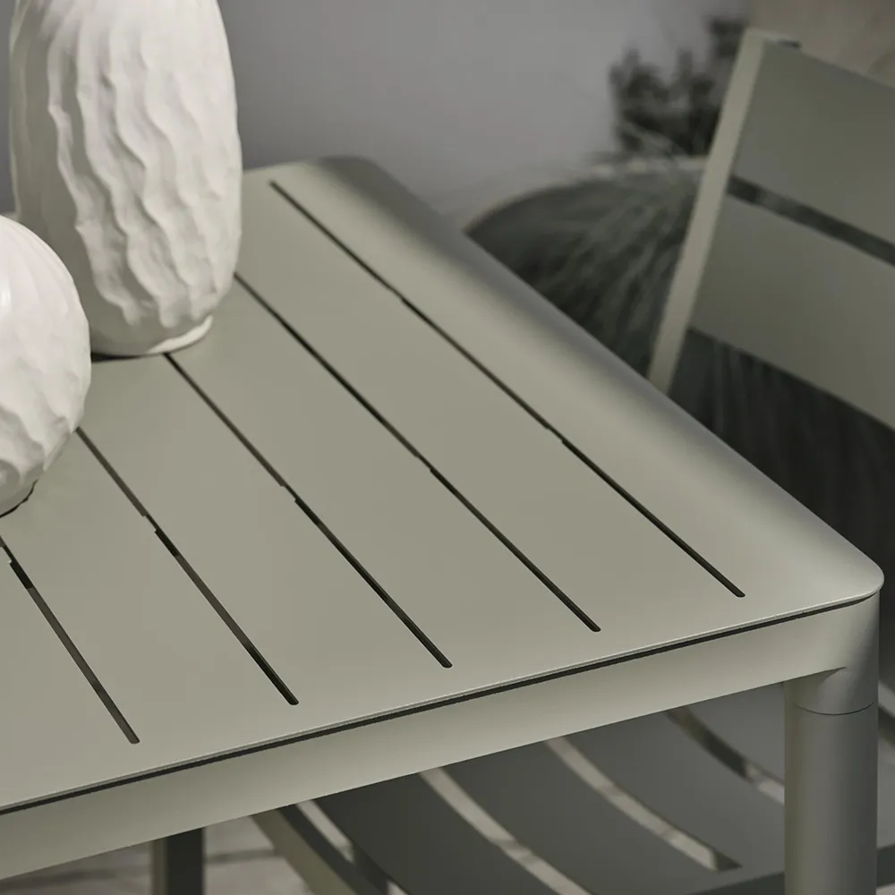 Bigby Esstisch 144x76 cm staubig grün