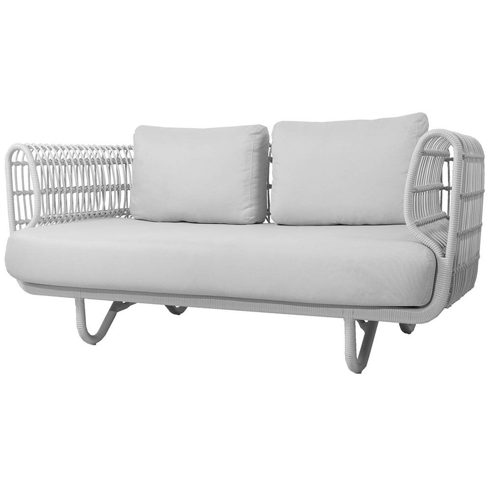 Nest 2 Sitzer Sofa aus künstlichem Rattan Weiß