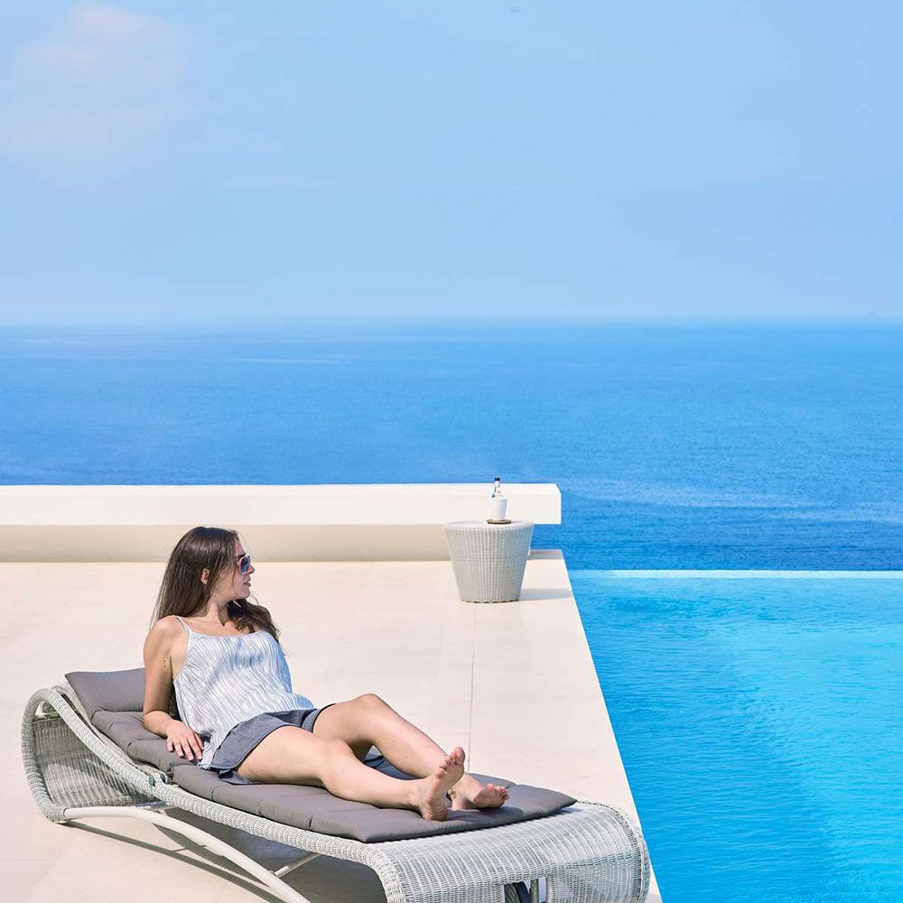 Escape Sonnenbank Weiß