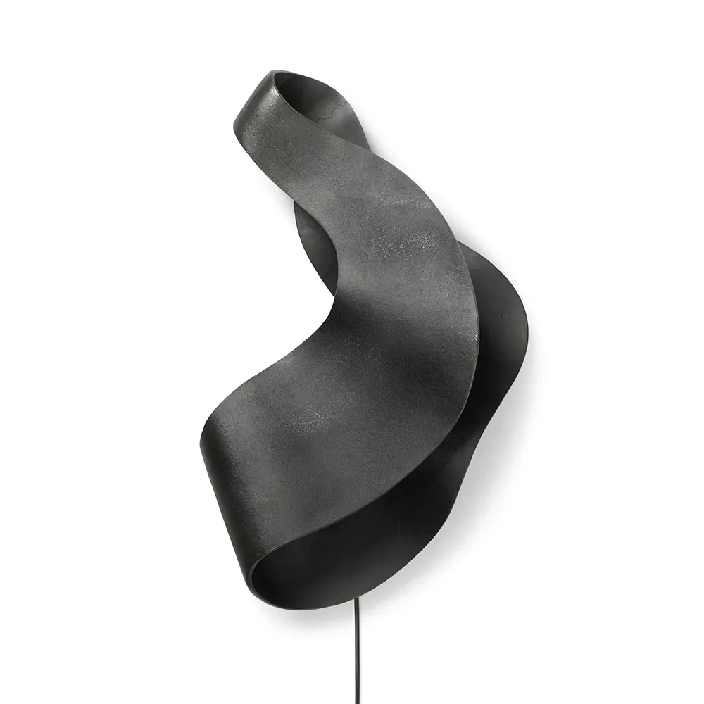 Oyster Wall Lamp - Black