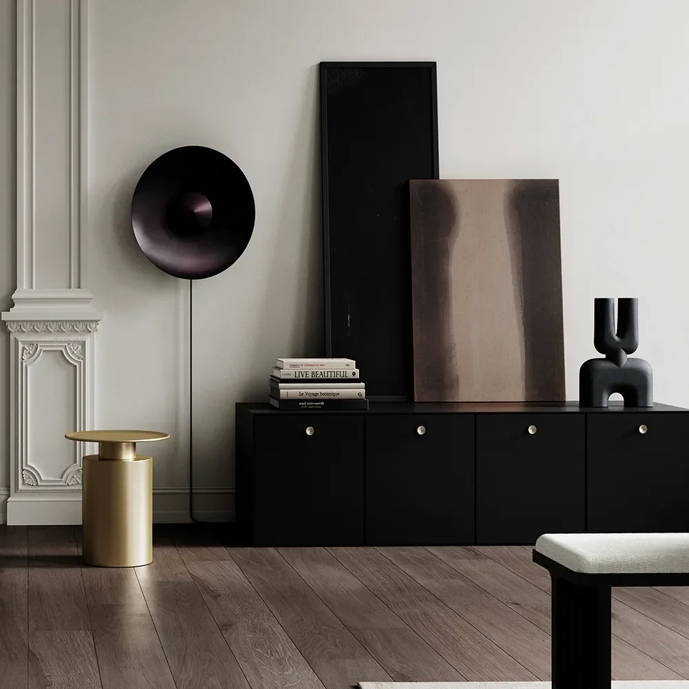 Pillar Couchtisch, hoch – Messing
