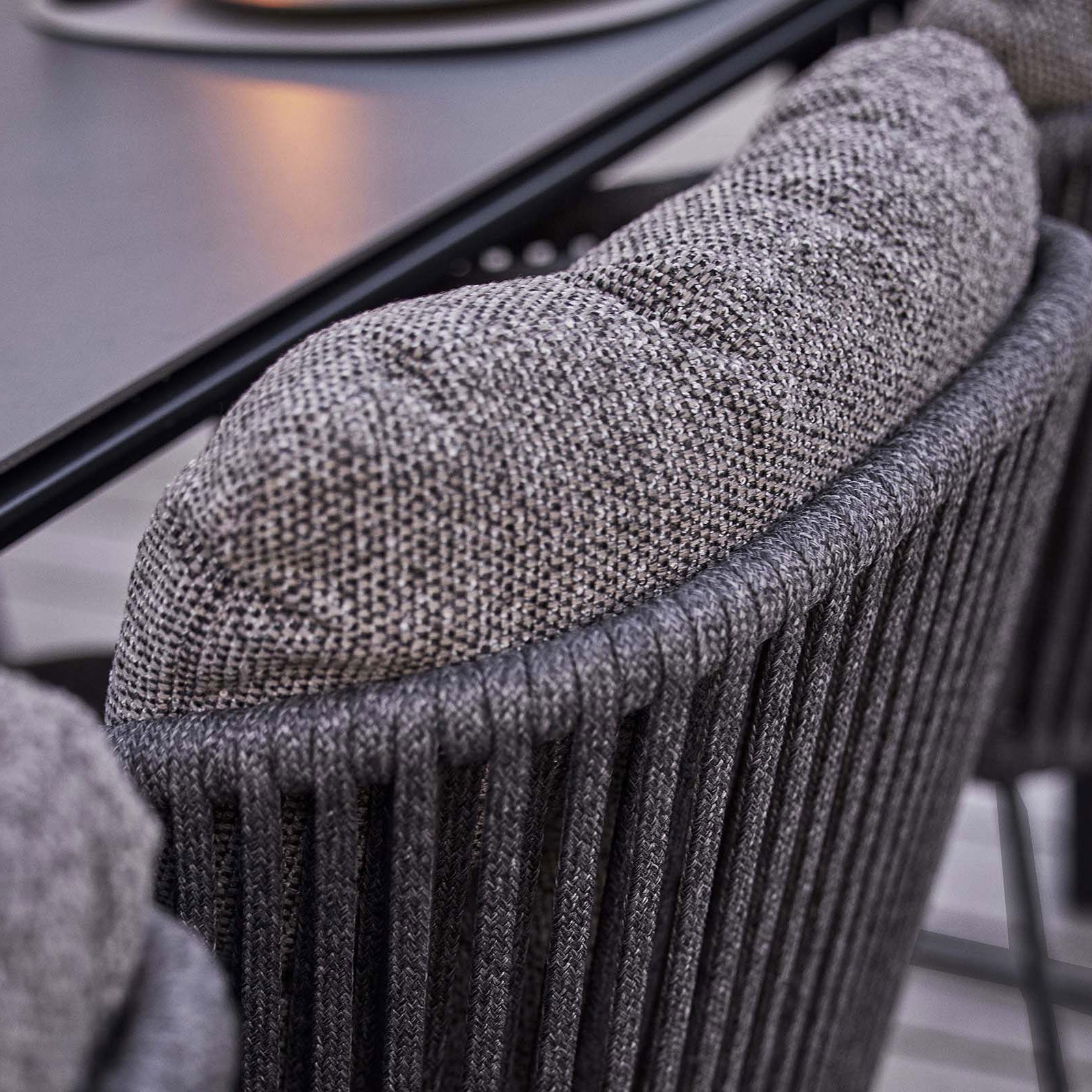 Moments Sessel Dunkelgrau