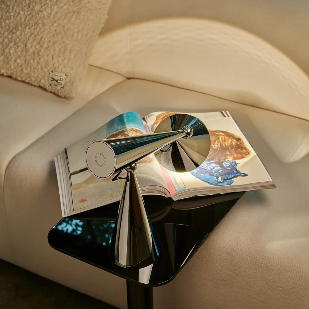 Pose Tischlampe LED Silver