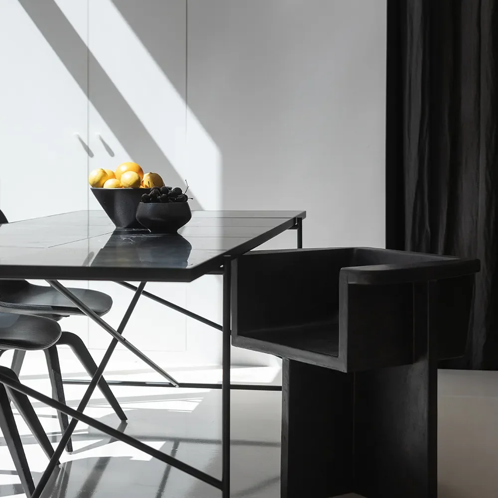 Brutus Esszimmerstuhl – Kaffee