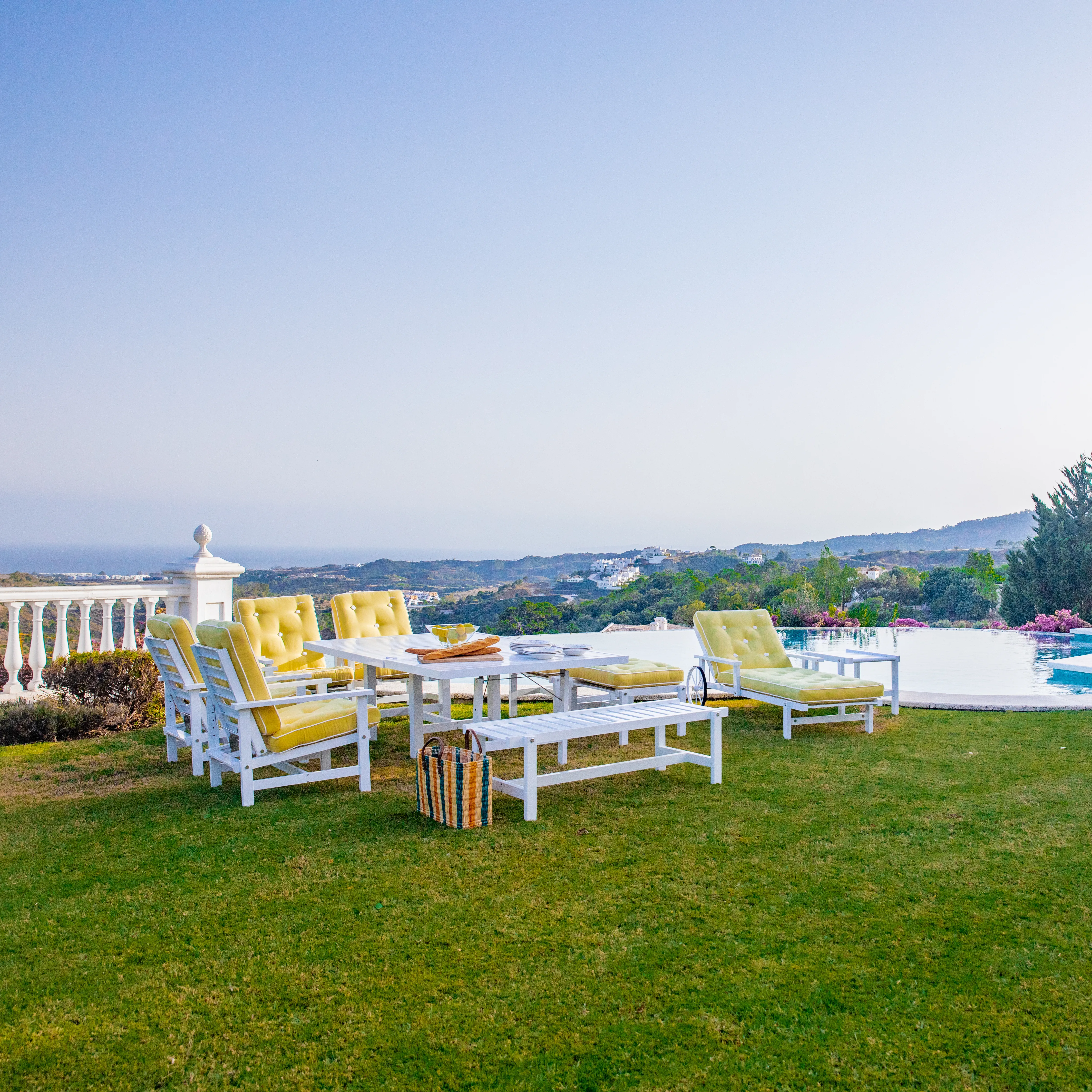 Tisch 80X142cm Höhe 65.5 Weiß Aluminium