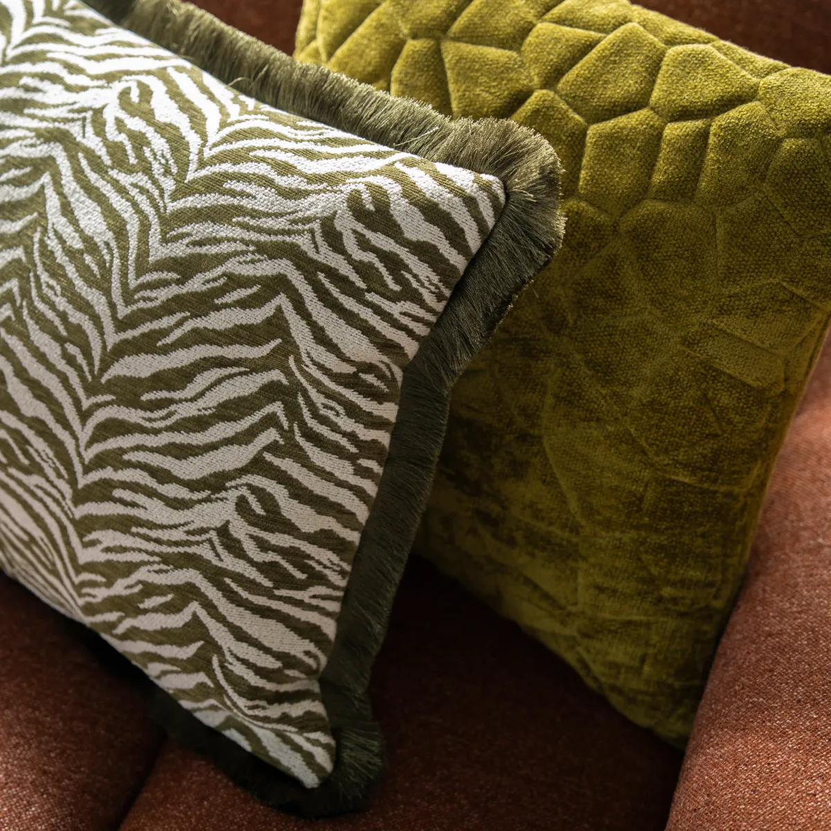 Dekokissen mit Fransen Tigra Green 40x60 cm