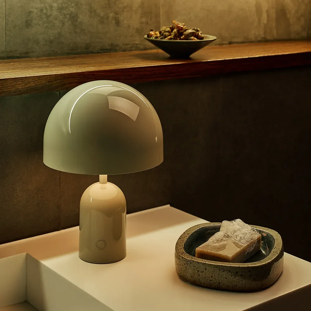 Bell Portable Moss LED