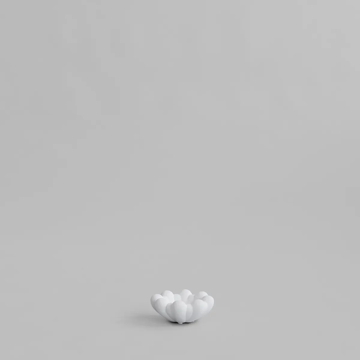 Handgefertigte Dekoschale Bloom Bone White Ø 15,5 cm